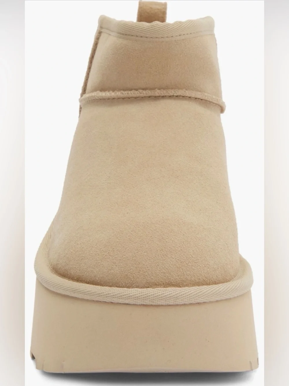 NIB UGG Classic Ultra Mini New Heights Platform Boot